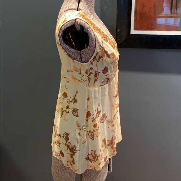 Banana Republic sheer floral silk sequined top, 4 - Picture 3 of 6